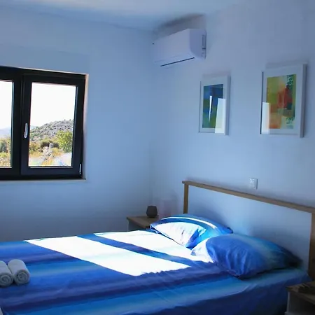 Zlatno Sunce In The Hills Near Trogir *